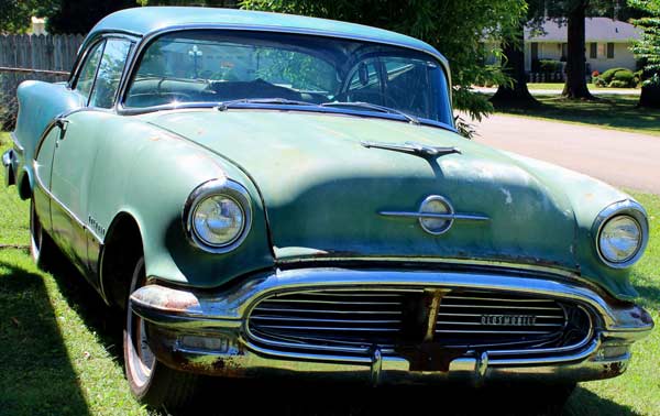 1956 Oldsmobile 98 Holiday 2Dr