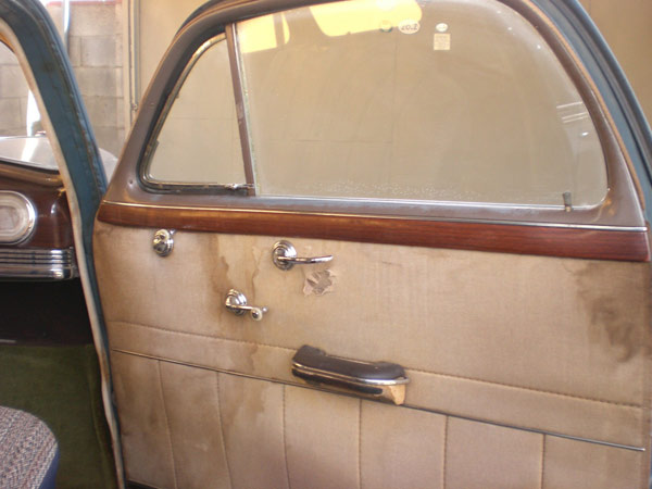 1946 Oldsmobile 66, Original Door Panel