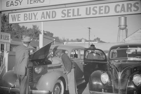 Car Dealer, 1939