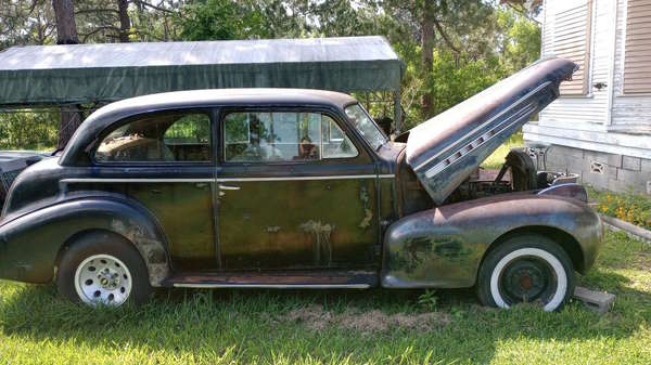 1939 Oldsmobile